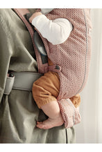 
                        
                          Load image into Gallery viewer, Babybjörn Baby Carrier Mini - Dusty Pink
                        
                      