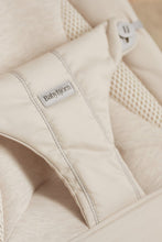 
                        
                          將圖片載入圖庫檢視器 Babybjörn Bouncer Balance Soft - Light Beige
                        
                      