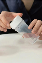 
                        
                          Load image into Gallery viewer, iMani Storage Bresst Milk Bottle (140ml/5oz) 4 pcs - Online Exclusive open the milk bottle
                        
                      