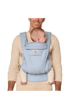 
                        
                          將圖片載入圖庫檢視器 Ergobaby Omni Deluxe Carrier Baby Carrier - Serene Blue
                        
                      