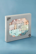 
                        
                          Load image into Gallery viewer, Jabadabado Building Blocks Teddy
                        
                      