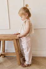 
                        
                          將圖片載入圖庫檢視器 Jamie Kay Briella Pant - Soft Misty Rose
                        
                      