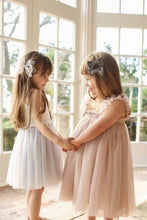 
                        
                          將圖片載入圖庫檢視器 Jamie Kay Lilah Dress - Violet Tint
                        
                      