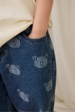 
                        
                          將圖片載入圖庫檢視器 Jamie Kay Linus Denim Pant - Teddy Face Denim
                        
                      