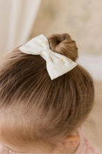 
                        
                          Load image into Gallery viewer, Jamie Kay Organic Cotton Desiree Bow - Justine Parchment
                        
                      