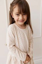 
                        
                          將圖片載入圖庫檢視器 Jamie Kay Organic Cotton Fayette Dress - Posy Garden Pink
                        
                      