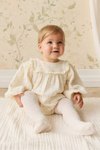 
                        
                          將圖片載入圖庫檢視器 Jamie Kay Organic Cotton Muslin Frances Playsuit - Vintage Ditsy
                        
                      