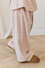 
                        
                          Load image into Gallery viewer, Jamie Kay Organic Cotton Viola Pyjama Set - Moon Floral Mauve
                        
                      