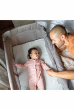 
                        
                          Load image into Gallery viewer, Joie Kubbie™ Sleep Bedside Crib &amp; Travel Cot - Foggy Grey 7
                        
                      