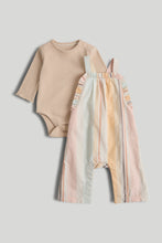 
                        
                          將圖片載入圖庫檢視器 Mothercare Striped Dungarees and Bodysuit Outfit
                        
                      