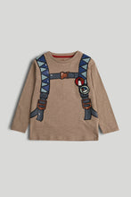 
                        
                          將圖片載入圖庫檢視器 Mothercare Tan Backpack Long-Sleeved T-Shirt
                        
                      