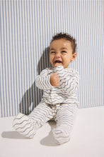 
                        
                          Load image into Gallery viewer, Mothercare Ocean My First 8-Piece Outfit Gift Set
                        
                      