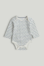 
                        
                          Load image into Gallery viewer, Mothercare Ocean My First 8-Piece Outfit Gift Set
                        
                      