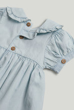 
                        
                          將圖片載入圖庫檢視器 Mothercare Blue Chambray Dress and Knickers
                        
                      