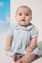 
                        
                          將圖片載入圖庫檢視器 Mothercare Blue Chambray Dress and Knickers
                        
                      