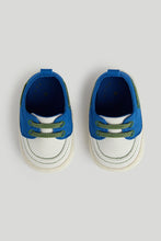 
                        
                          Load image into Gallery viewer, Mothercare Boat Pram Shoes
                        
                      