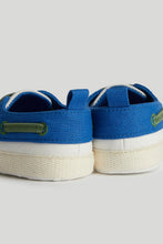
                        
                          Load image into Gallery viewer, Mothercare Boat Pram Shoes
                        
                      