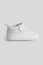 
                        
                          Load image into Gallery viewer, Mothercare White Pram Trainers
                        
                      