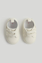 
                        
                          Load image into Gallery viewer, Mothercare White Flower Pram Trainers
                        
                      