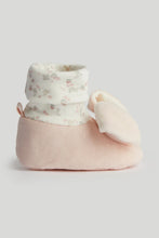 
                        
                          將圖片載入圖庫檢視器 Mothercare Pink Bunny Rattle Sock-Top Booties
                        
                      