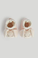 
                        
                          將圖片載入圖庫檢視器 Mothercare Pink Bunny Rattle Sock-Top Booties
                        
                      