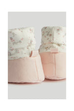 
                        
                          將圖片載入圖庫檢視器 Mothercare Pink Bunny Rattle Sock-Top Booties
                        
                      