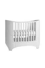 
                        
                          Load image into Gallery viewer, Leander Classic Baby Cot 0-3 yrs - White
                        
                      