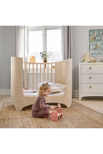 
                        
                          Load image into Gallery viewer, Leander Classic Baby Cot 0-3 yrs - Whitewash
                        
                      