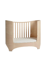 
                        
                          Load image into Gallery viewer, Leander Classic Baby Cot 0-3 yrs - Whitewash
                        
                      