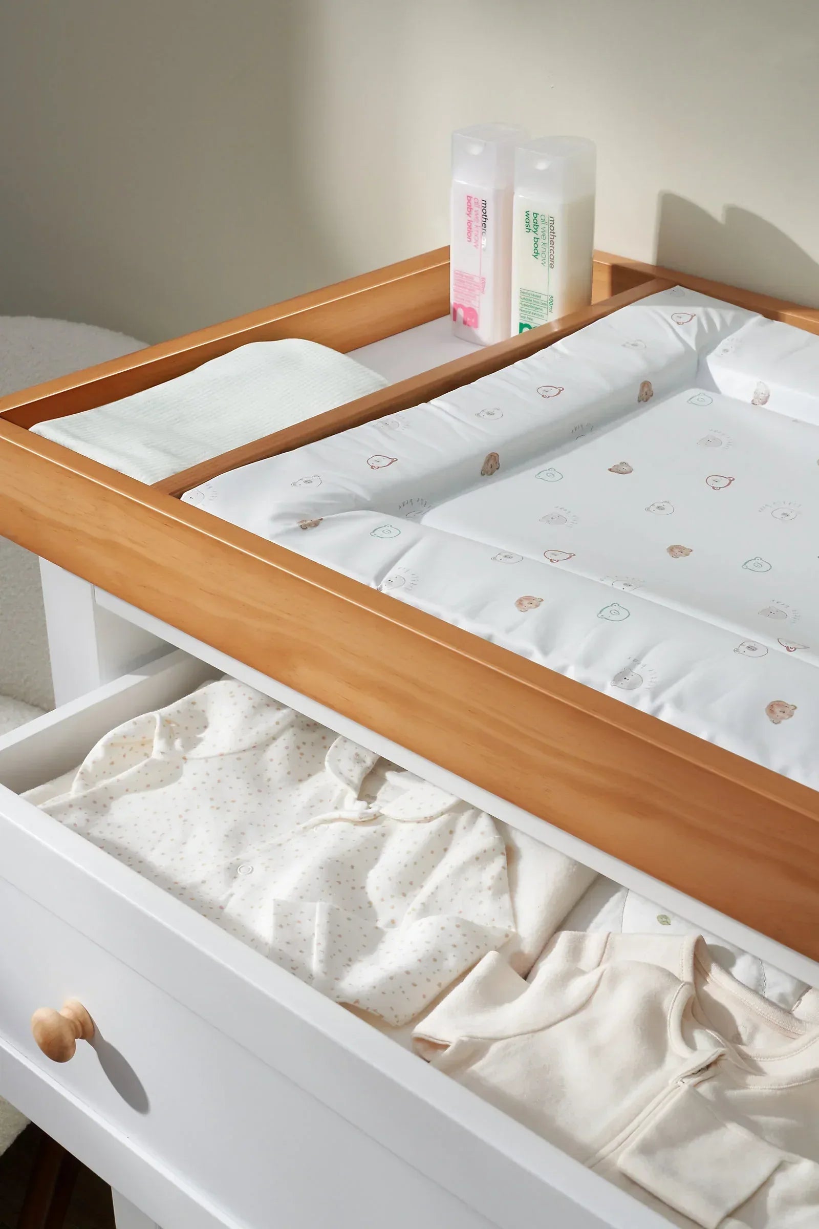 Mothercare Lulworth Changing Unit Dresser