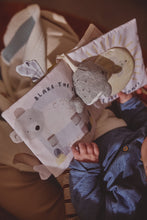 
                        
                          將圖片載入圖庫檢視器 Mothercare Soft Sensory Book - Arctic Animals
                        
                      