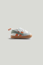 
                        
                          將圖片載入圖庫檢視器 Mothercare Sporty Pram Trainers
                        
                      