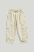 
                        
                          將圖片載入圖庫檢視器 Mothercare Stone Parachute Trousers
                        
                      