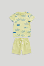 
                        
                          將圖片載入圖庫檢視器 Mothercare Shark T-Shirt and Shorts Set
                        
                      