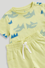 
                        
                          將圖片載入圖庫檢視器 Mothercare Shark T-Shirt and Shorts Set
                        
                      