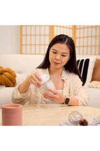 
                        
                          Load image into Gallery viewer, Loveamme Freetoroam Wearable Single Breast Pump
                        
                      