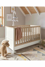 
                        
                          Load image into Gallery viewer, Mamas &amp; Papas Harwell Cotbed White 1
                        
                      