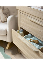 
                        
                          Load image into Gallery viewer, Mamas &amp; Papas Franklin Dresser Changer - Oak
                        
                      