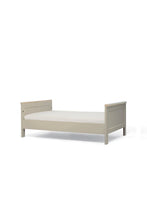 
                        
                          Load image into Gallery viewer, Mamas &amp; Papas Wedmore Small Cotbed - Cashmere/Oak
                        
                      