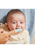 
                        
                          將圖片載入圖庫檢視器 Matchstick Monkey Finger Toothbrush With Portable Case - Grey &amp; Mint Green Online Exclusive
                        
                      