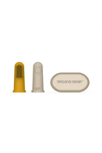
                        
                          將圖片載入圖庫檢視器 Matchstick Monkey Finger Toothbrush With Portable Case - Lion &amp; Giraffe Online Exclusive
                        
                      