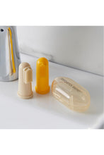 
                        
                          將圖片載入圖庫檢視器 Matchstick Monkey Finger Toothbrush With Portable Case - Lion &amp; Giraffe Online Exclusive
                        
                      