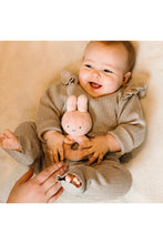 
                        
                          將圖片載入圖庫檢視器 Miffy Flower Rattle Pink
                        
                      