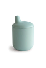 
                        
                          將圖片載入圖庫檢視器 Mushie Silicone Sippy Cup Cambridge Blue 1
                        
                      