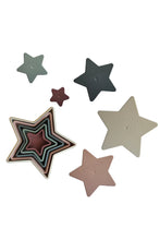 
                        
                          將圖片載入圖庫檢視器 Mushie Nesting Stars Toy 1
                        
                      