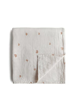 
                        
                          Load image into Gallery viewer, Mushie Organic Cotton Muslin Swaddle Blanket Rainbow 1
                        
                      