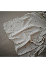 
                        
                          Load image into Gallery viewer, Mushie Organic Cotton Muslin Swaddle Blanket Rainbow 2
                        
                      