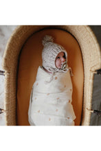 
                        
                          Load image into Gallery viewer, Mushie Organic Cotton Muslin Swaddle Blanket Rainbow 4
                        
                      