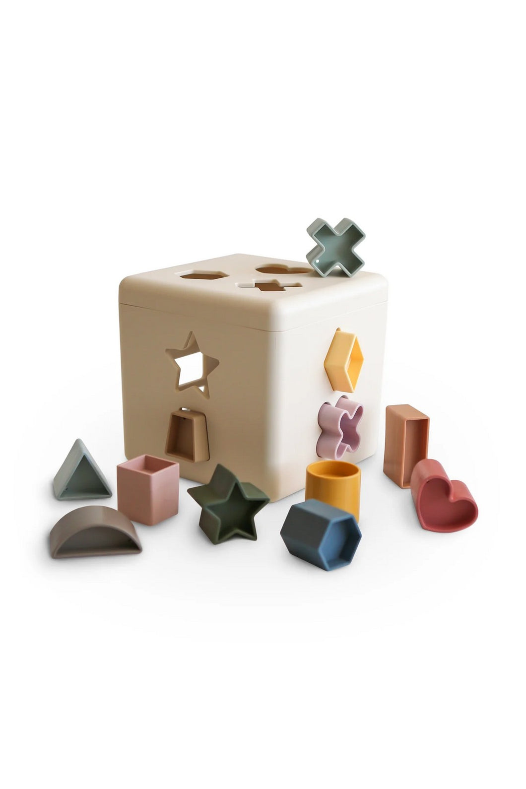 Mushie Shape Sorting Box 1