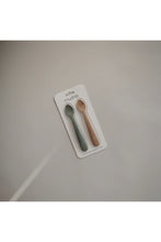 
                        
                          將圖片載入圖庫檢視器 Mushie Silicone Feeding Spoons 2-Pack Dried Thyme Natural 2
                        
                      